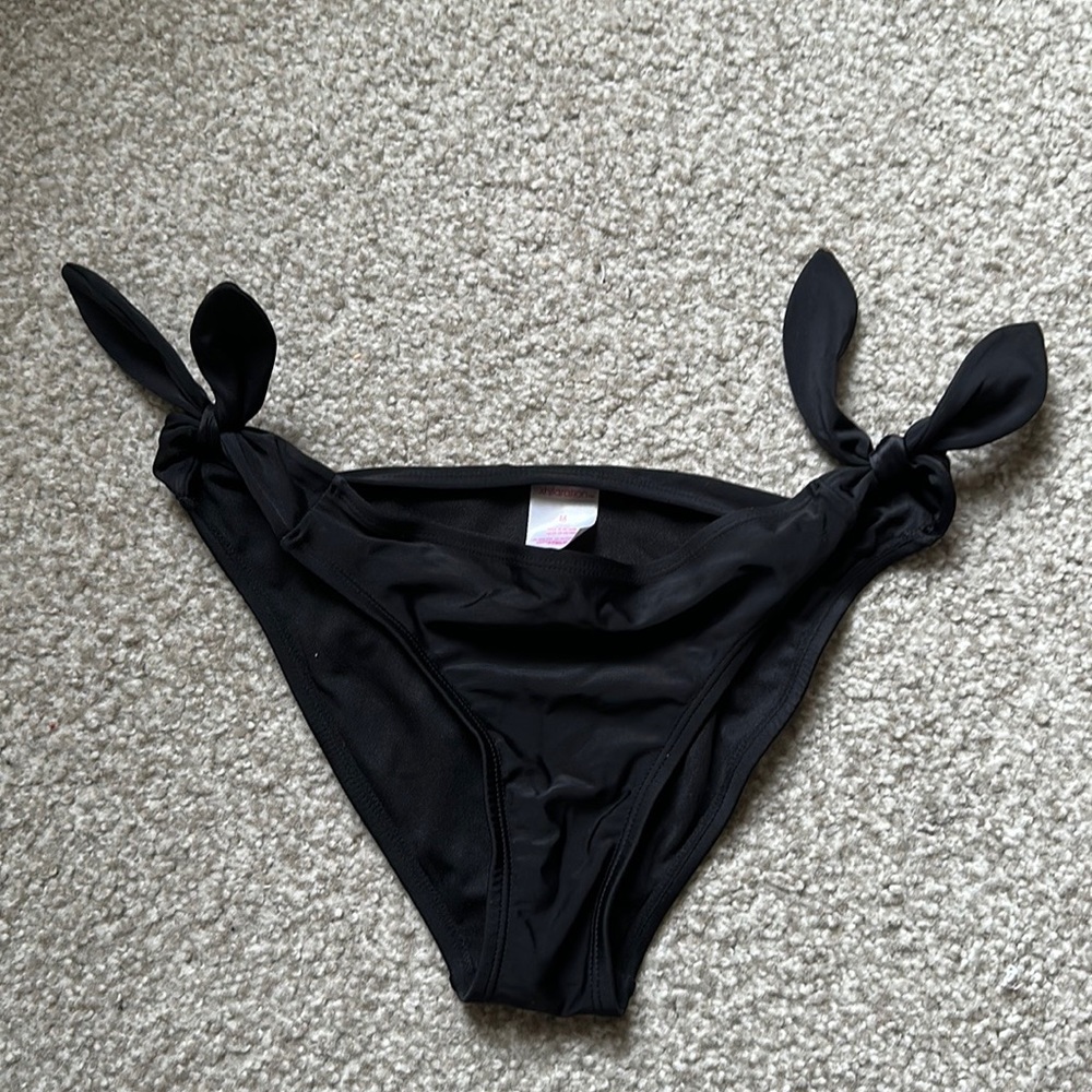 Black tie bikini bottoms